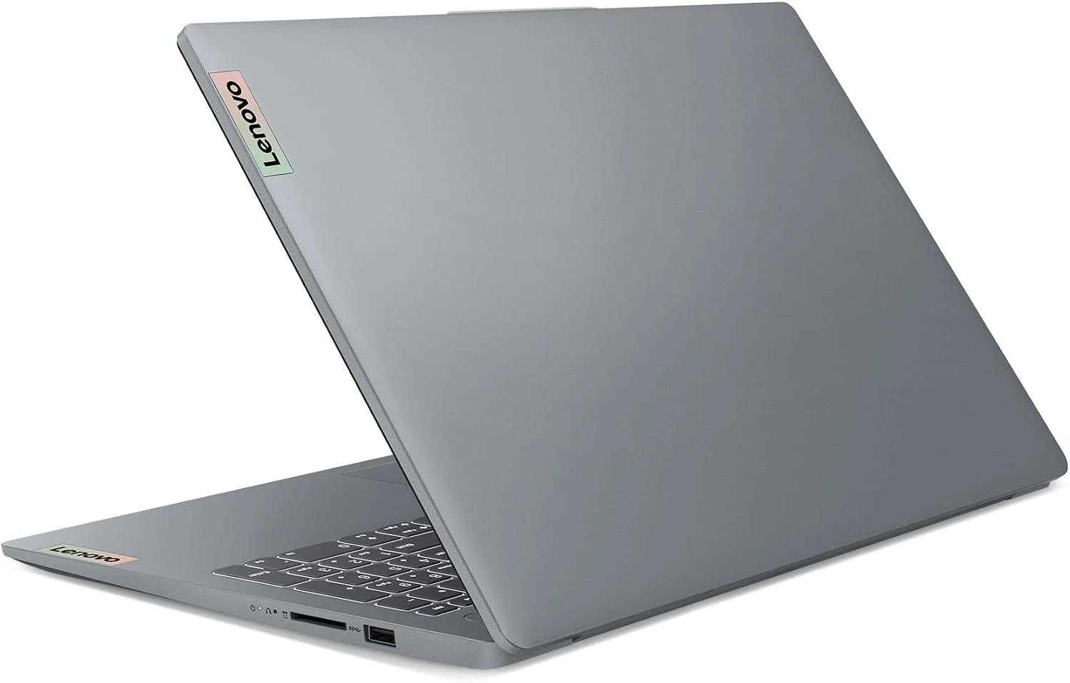 Notebook Lenovo IDP Slim 3. Generación 8. AMD Ryzen 5 40. 16Gb Ram ddr5. Ssd 512GB NvMe. Display 15.6 FHD. Teclado español